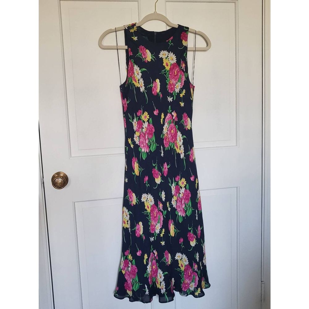 PRICE REDUCED!! Lauren Ralph Lauren sleeveless dress, size 8P #54